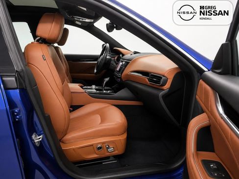 Used 2022 Maserati Levante Modena AWD/4WD image 10