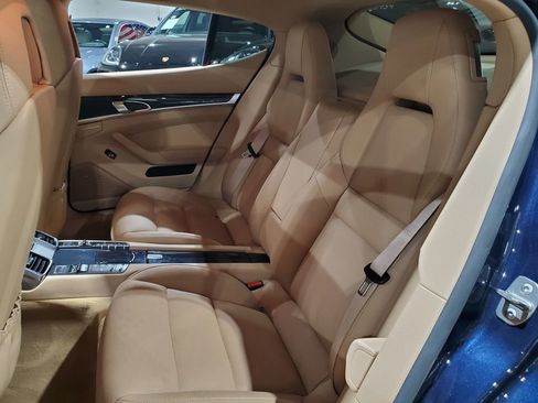 Used 2016 Porsche Panamera Edition image 24
