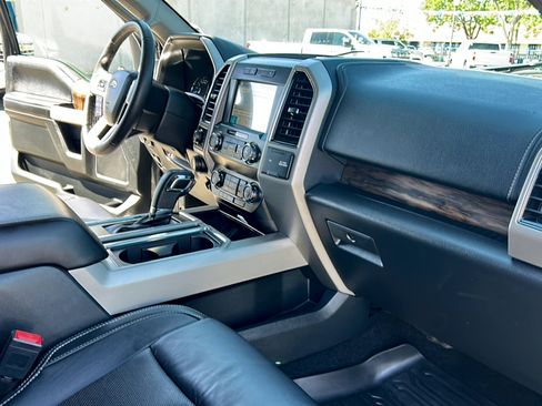 Used 2019 Ford F150 Lariat w/ Max Trailer Tow Package AWD/4WD image 23