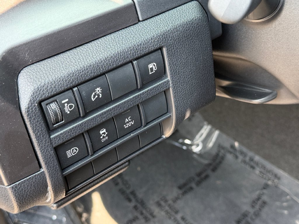 Used 2025 Toyota 4Runner TRD Off-Road AWD/4WD image 19