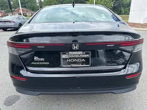 Used 2024 Honda Accord LX image 4