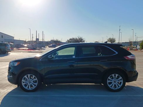 Used 2022 Ford Edge Titanium image 7