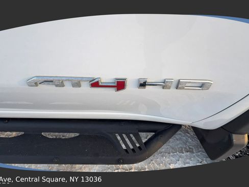 Used 2022 GMC Sierra 2500 AT4 w/ Gooseneck/5TH Wheel Package image 4