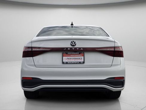 Used 2025 Volkswagen Jetta Sport FWD image 20