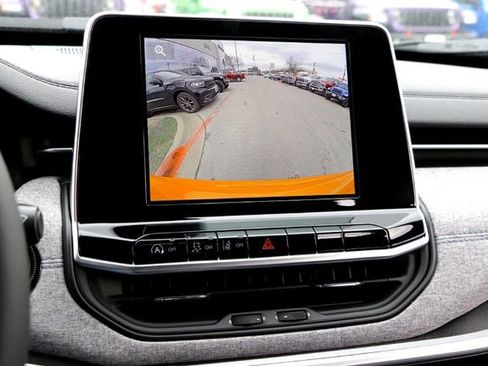 New 2026 Jeep Compass Latitude image 15