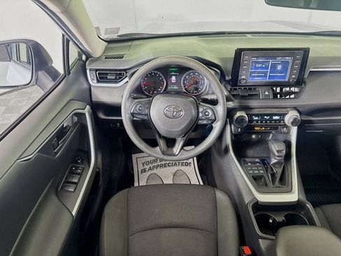 Used 2019 Toyota RAV4 LE image 16