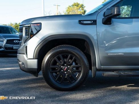 Used 2024 GMC Sierra 1500 Elevation image 11