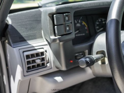 Used 1993 Ford Mustang Cobra RWD image 55