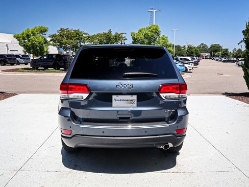 Used 2021 Jeep Grand Cherokee Limited RWD image 10