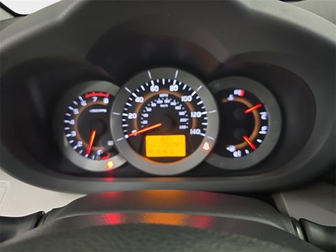 Used 2011 Toyota RAV4 Limited image 21