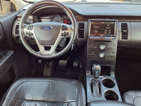 Used 2013 Ford Flex SEL FWD image 6