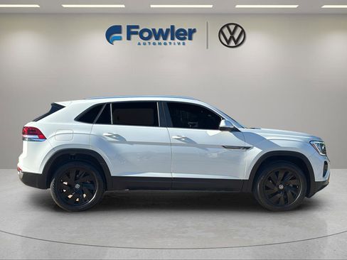Used 2025 Volkswagen Atlas Cross Sport SE AWD/4WD image 8