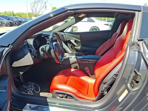 Used 2018 Chevrolet Corvette Stingray Coupe w/ 1LT image 9