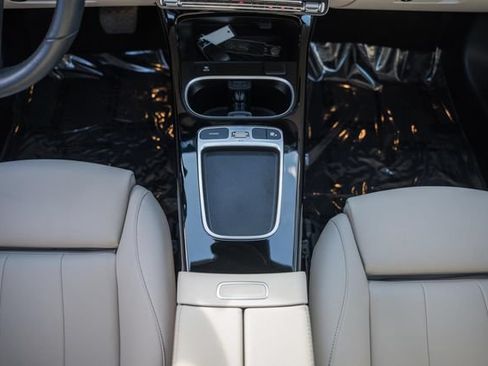 Certified 2025 Mercedes-Benz CLA 250 4MATIC image 28