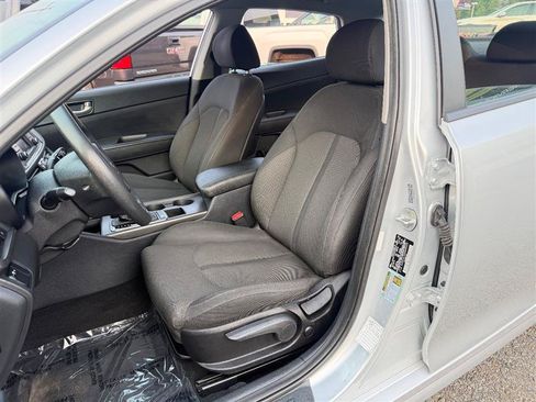 Used 2016 Kia Optima LX FWD image 12
