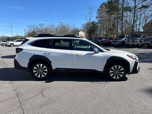 Used 2024 Subaru Outback Touring XT image 4