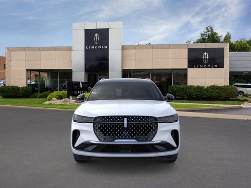 New 2024 Lincoln Nautilus Reserve w/ Equipment Group 202A AWD/4WD image 7