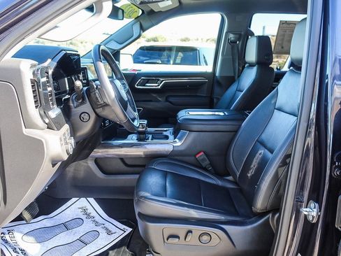 Used 2022 Chevrolet Silverado 1500 LTZ w/ LTZ Convenience Package II image 17