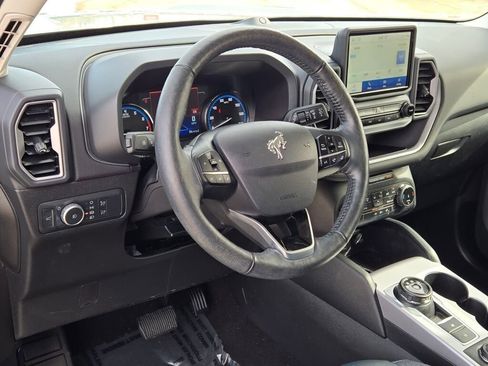 Used 2022 Ford Bronco Sport Outer Banks w/ Tech Package image 21