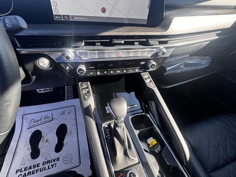 Used 2025 Kia Telluride SX Prestige X-Line image 17