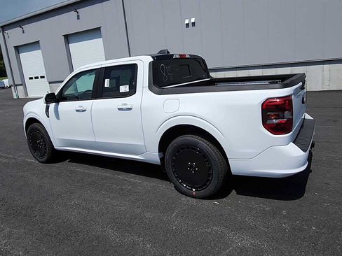 New 2025 Ford Maverick Lobo AWD/4WD image 6