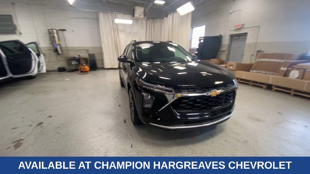 Certified 2024 Chevrolet Trax LT w/ Driver Confidence Package FWD image 3
