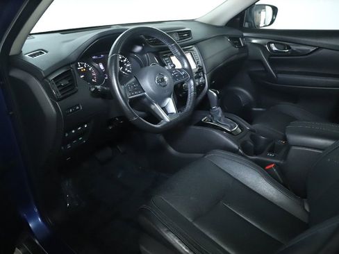 Used 2018 Nissan Rogue SL w/ Premium Package AWD/4WD image 19