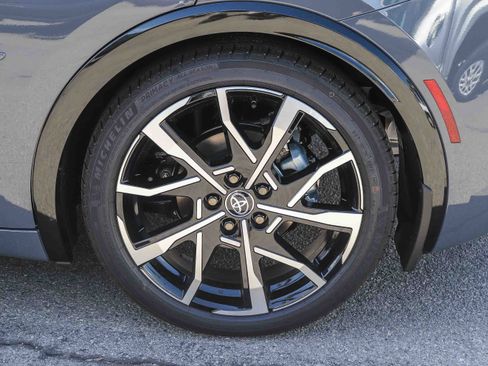 New 2026 Toyota Prius Plug-In Hybrid image 12