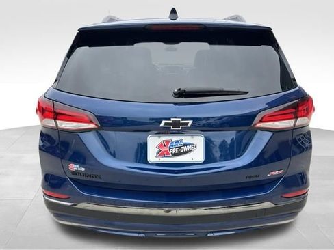 Used 2022 Chevrolet Equinox RS w/ LPO, Floor Liner Package AWD/4WD image 6