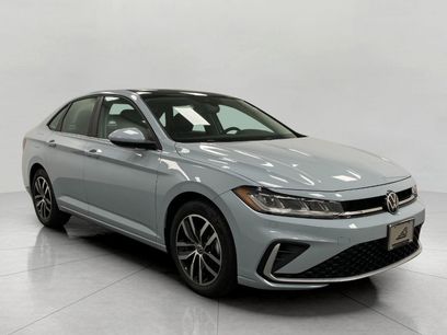 New 2025 Volkswagen Jetta SE