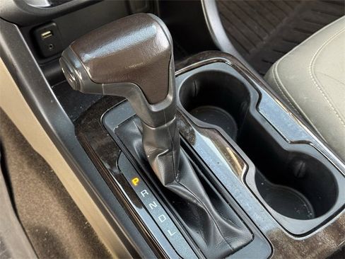 Used 2018 GMC Canyon SLE w/ SLE Convenience Package image 19