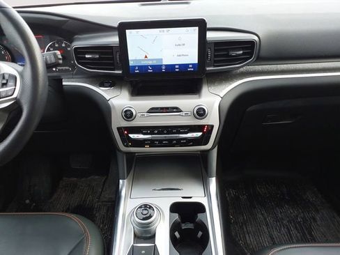 Used 2023 Ford Explorer Timberline image 11