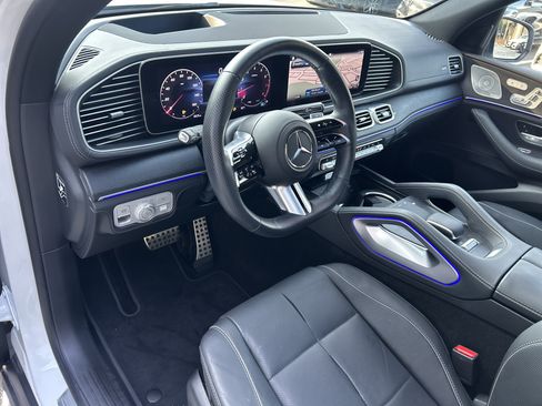 Certified 2025 Mercedes-Benz GLS 580 4MATIC image 21
