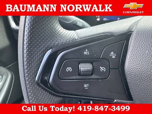 Used 2025 Chevrolet TrailBlazer LT FWD image 27