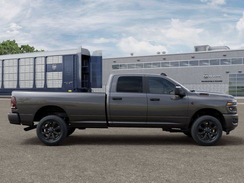 New 2026 RAM 3500 Big Horn AWD/4WD image 60