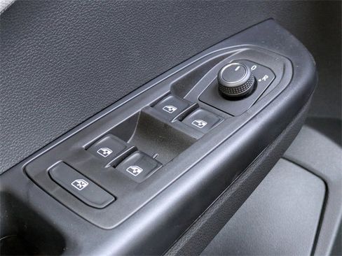 New 2026 Volkswagen Taos S image 24