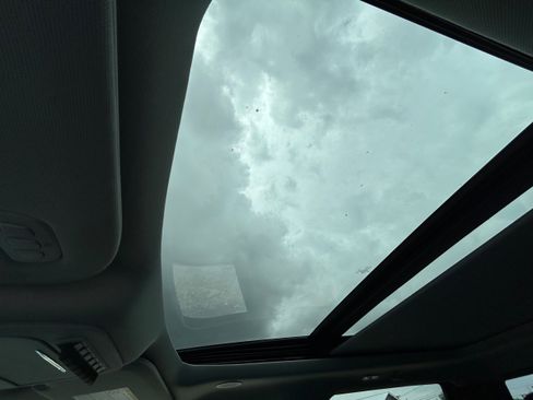 Used 2023 Ford F250 Lariat w/ Lariat Ultimate Package image 19