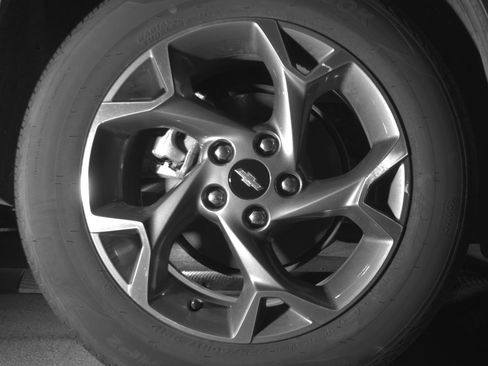 Used 2025 Chevrolet Trax LT FWD image 15