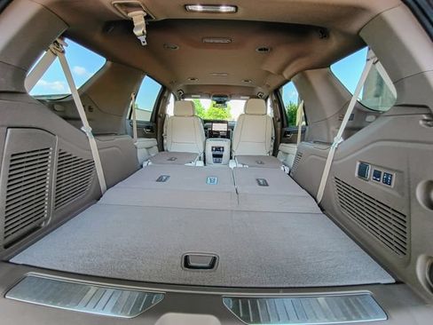 Used 2025 GMC Yukon Denali w/ LPO, Floor Liner Package RWD image 75