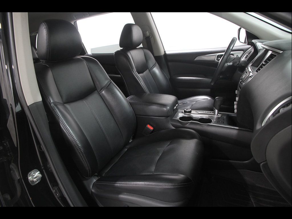 Used 2019 Nissan Pathfinder SL AWD/4WD image 19