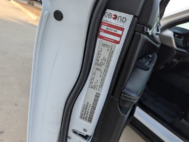 Used 2024 Jeep Grand Cherokee L Altitude AWD/4WD image 38