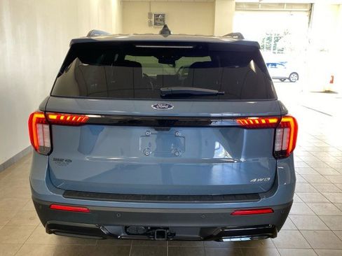 New 2026 Ford Explorer ST-Line w/ ST-Line Street Pack image 6