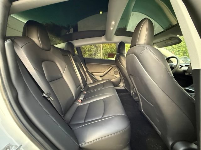 Used 2022 Tesla Model 3 Long Range AWD/4WD image 20