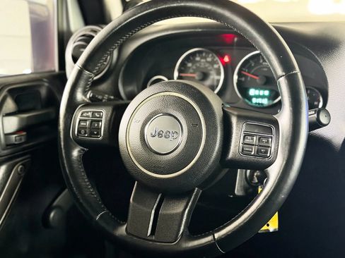 Used 2014 Jeep Wrangler Sport w/ Connectivity Group AWD/4WD image 22
