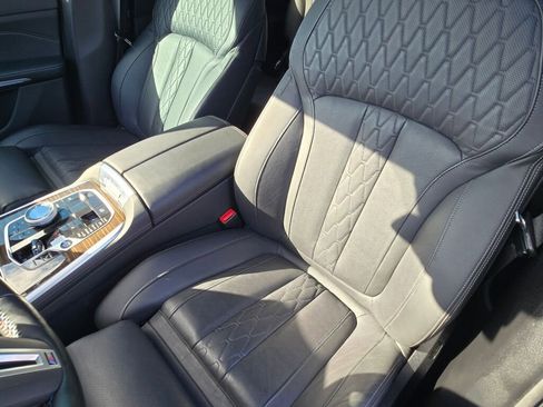Used 2024 BMW X7 M60i w/ Executive Package image 45