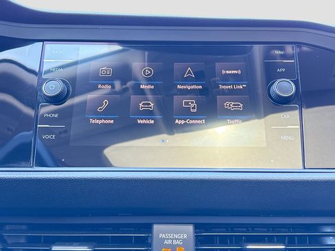 Used 2019 Volkswagen Jetta SEL Premium image 27