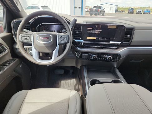 New 2026 GMC Sierra 2500 SLT image 10