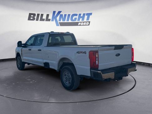 Used 2024 Ford F250 XL w/ XL Chrome Package image 3