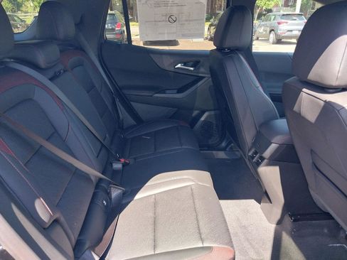 New 2025 Chevrolet Equinox RS image 12