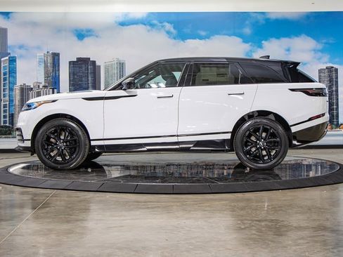 New 2026 Land Rover Range Rover Velar Dynamic SE image 6
